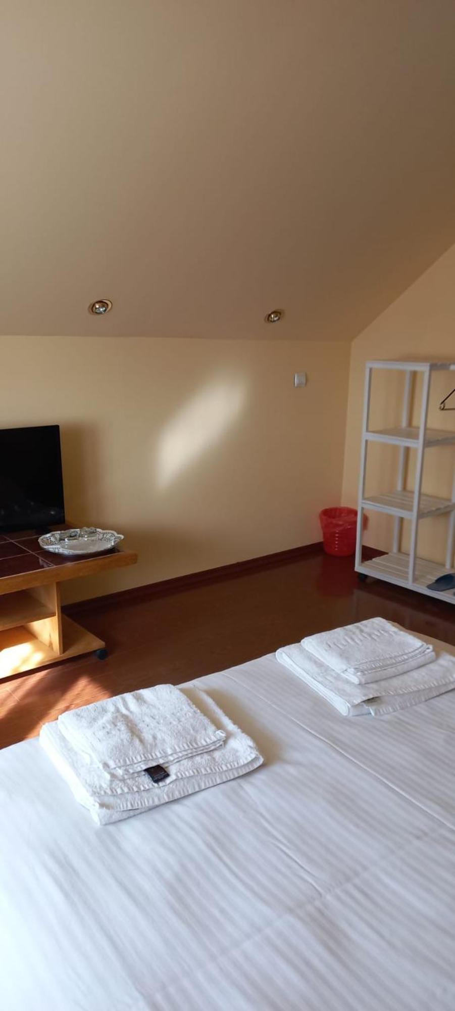 Cosy Bedroom For 2 With Balcony In A Family Villa Turnu Măgurele Eksteriør bilde